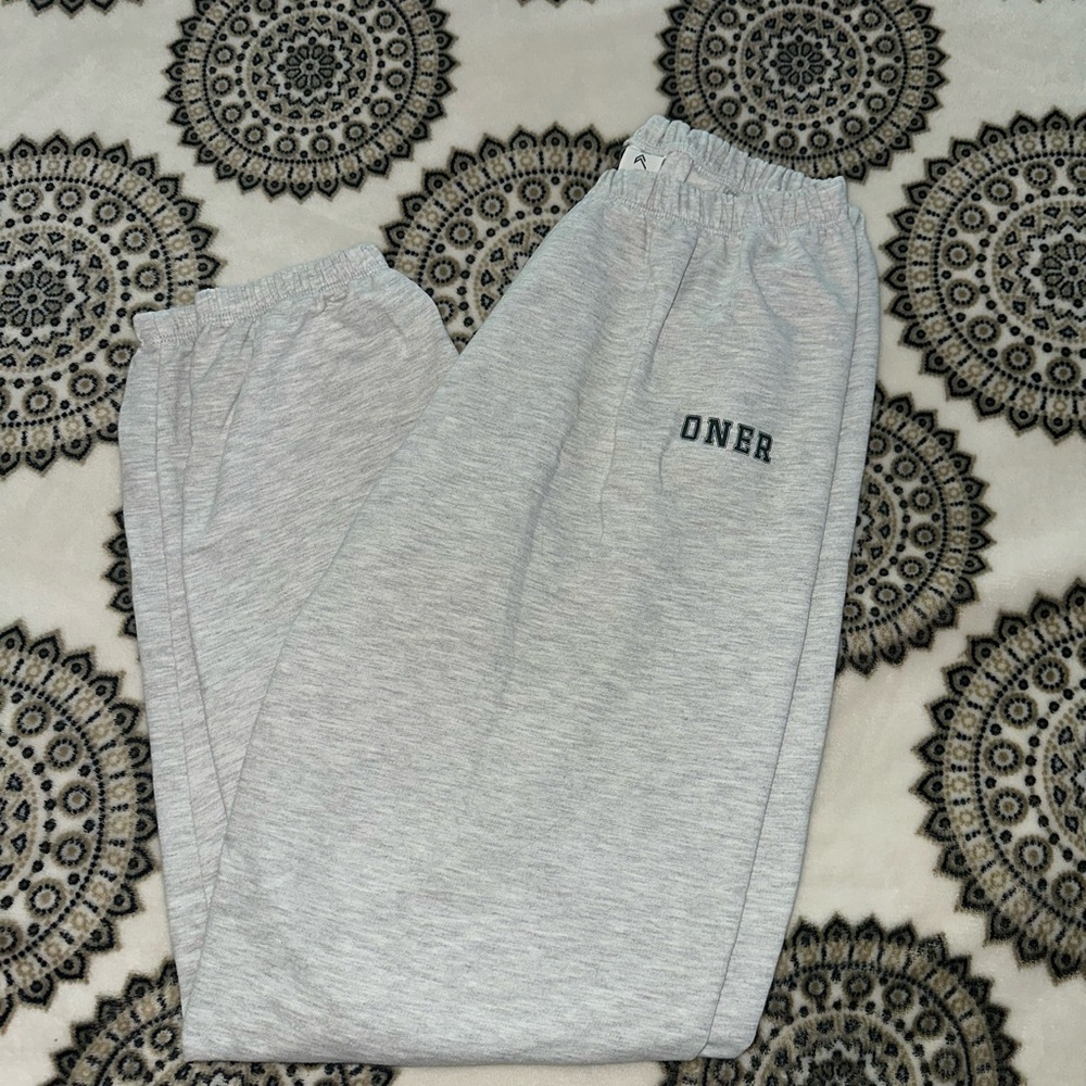 Lifting Champs joggers light grey marl